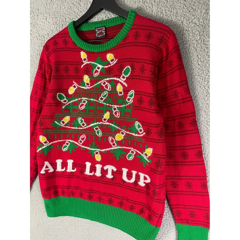 Ugly Christmas Sweater Mens Medium Red Holiday Tree All‎ Lit Up Pullover